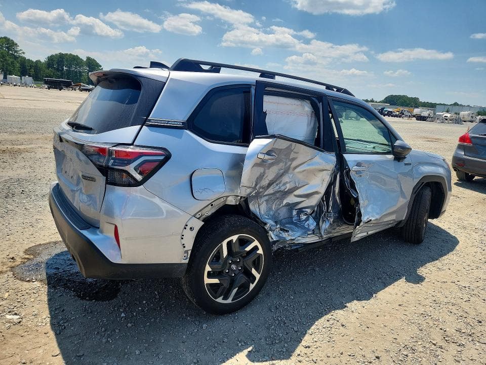 2025 SUBARU FORESTER PREMIUM 3