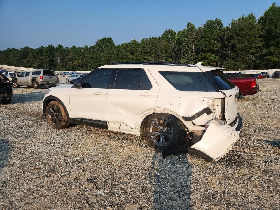 2021 FORD EXPLORER XLT 2