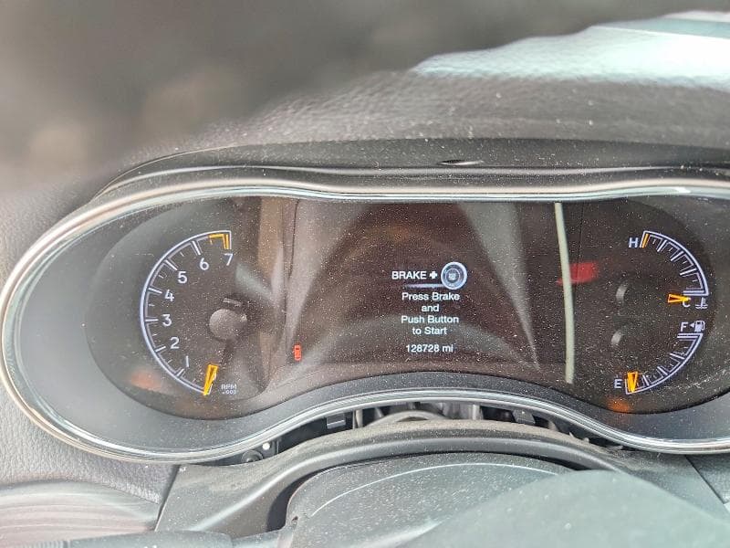 2021 JEEP GRAND CHEROKEE LAREDO 9