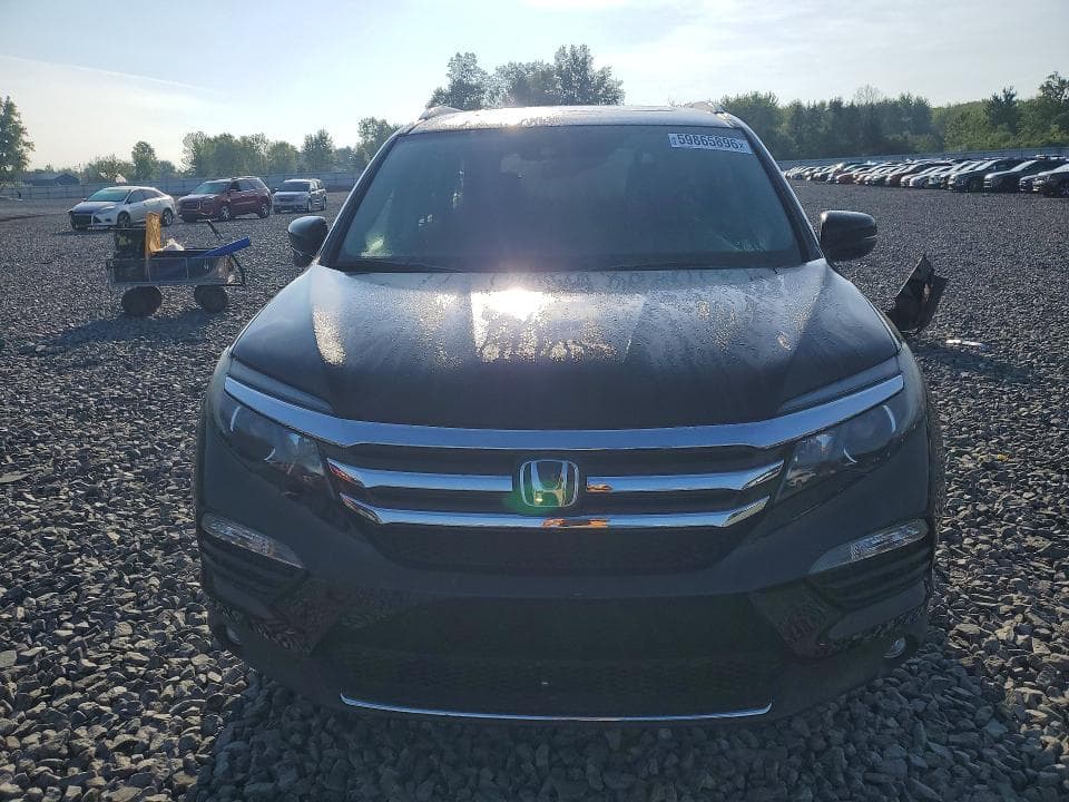 2017 HONDA PILOT TOURING 5