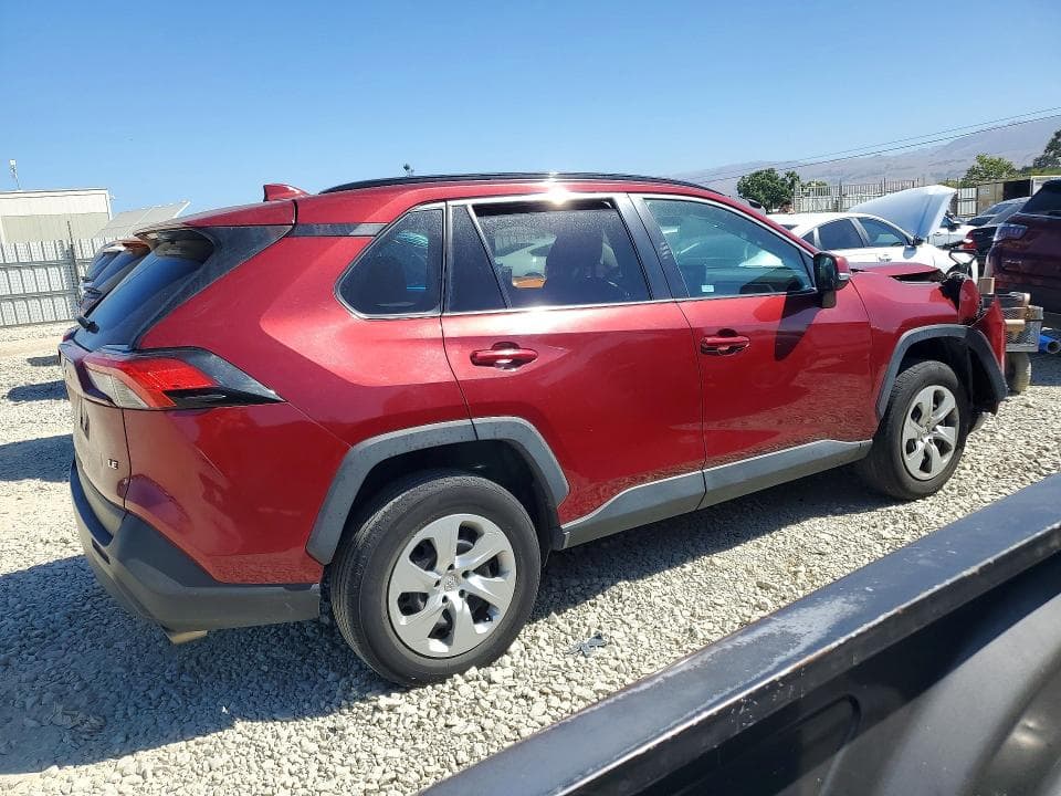 2020 TOYOTA RAV4 LE 3