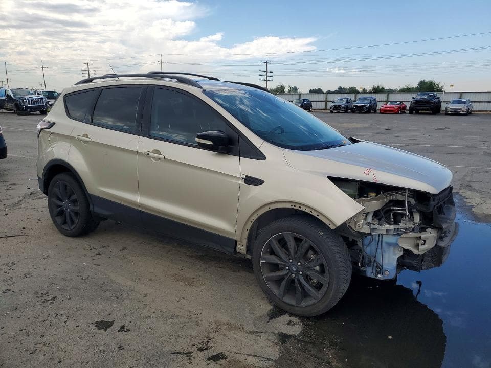 2017 FORD ESCAPE TITANIUM 4