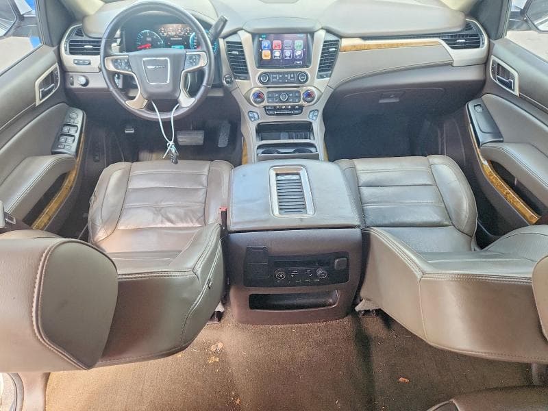 2017 GMC YUKON DENALI 8