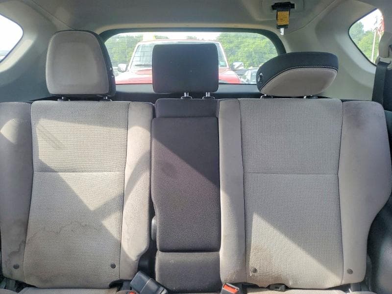 2018 TOYOTA RAV4 XLE 10