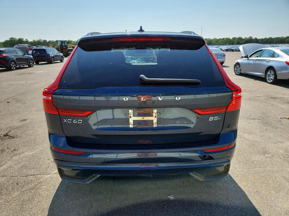 2024 VOLVO XC60 PLUS 6