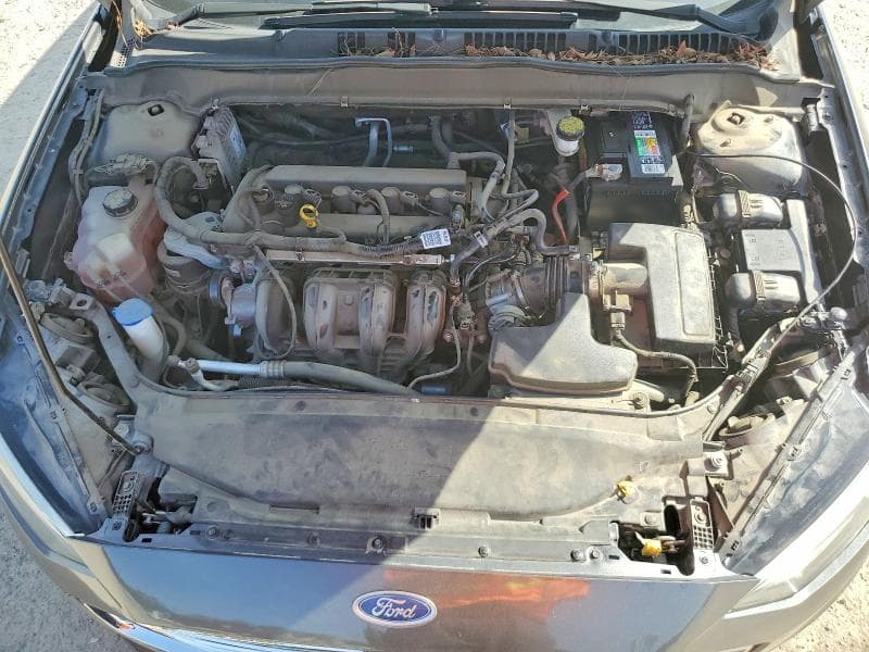 2020 FORD FUSION SE 11