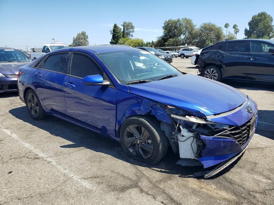 2021 HYUNDAI ELANTRA SEL 4