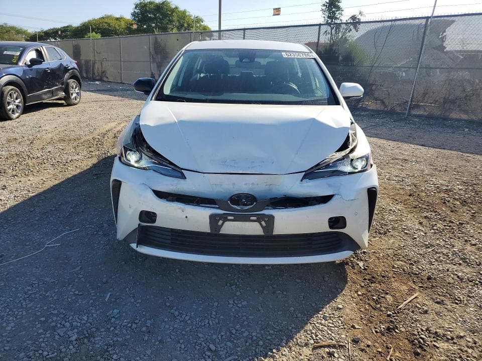 2019 TOYOTA PRIUS LE 5