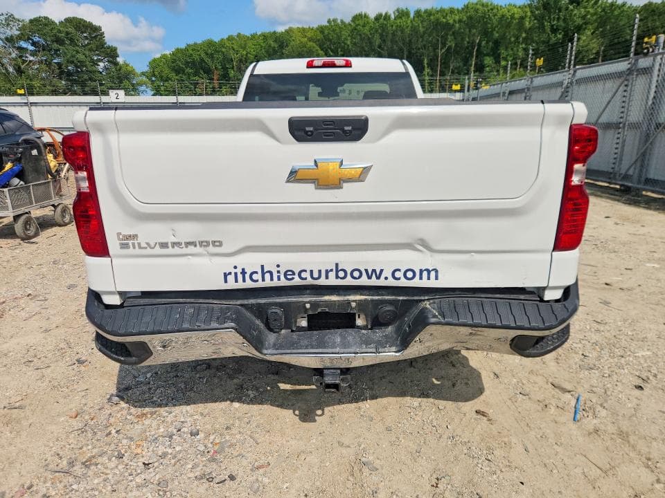 2024 CHEVROLET SILVERADO C1500 6