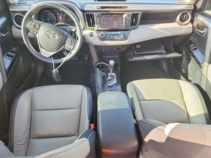 2017 TOYOTA RAV4 LIMITED 8