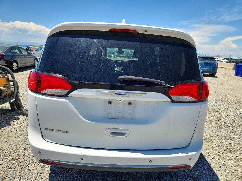 2018 CHRYSLER PACIFICA TOURING L PLUS 6