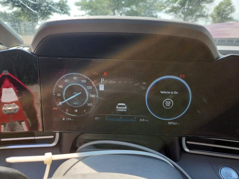 2024 HYUNDAI ELANTRA SEL 9