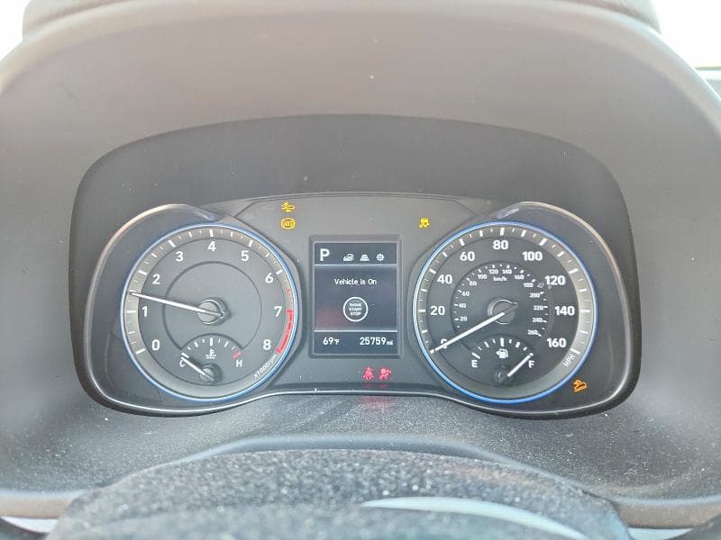 2021 HYUNDAI KONA SEL 9