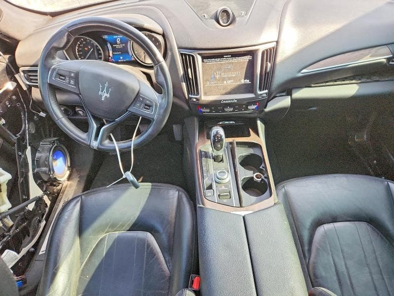 2017 MASERATI LEVANTE 8