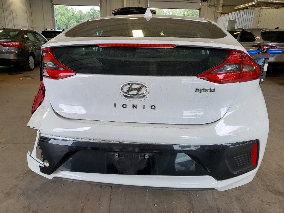 2018 HYUNDAI IONIQ LIMITED 6
