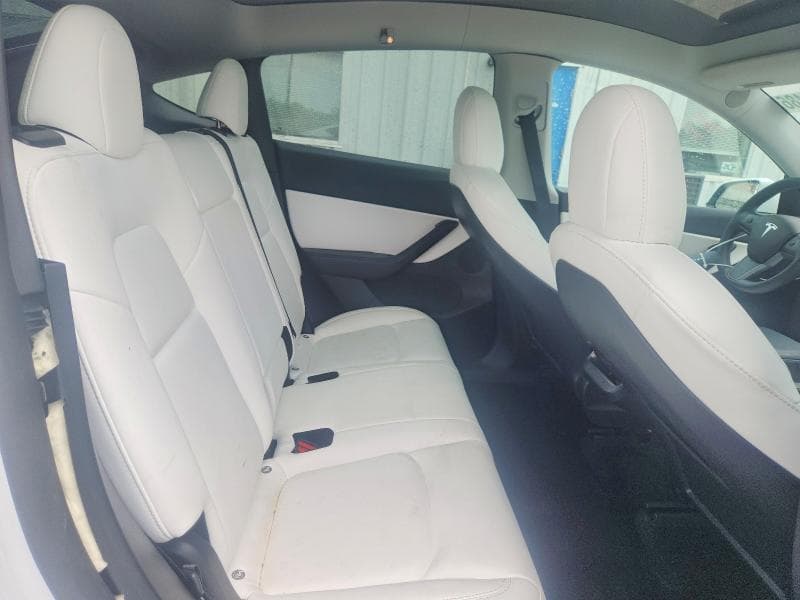 2022 TESLA MODEL Y 10