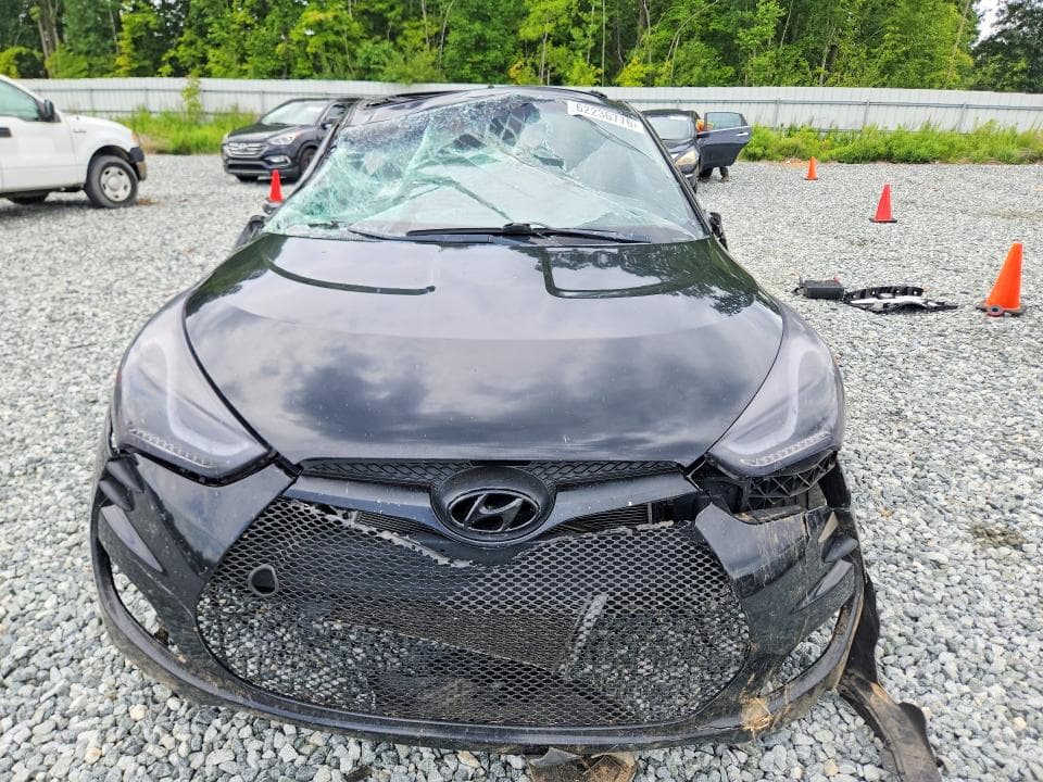 2017 HYUNDAI VELOSTER VALUE EDITION 5