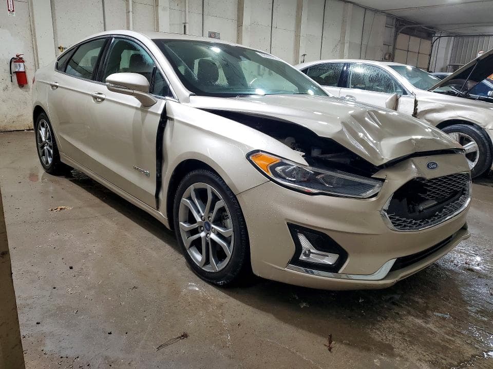 2019 FORD FUSION TITANIUM 4
