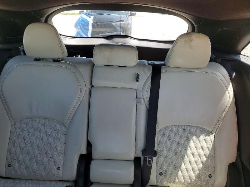 2019 INFINITI QX50 ESSENTIAL 10