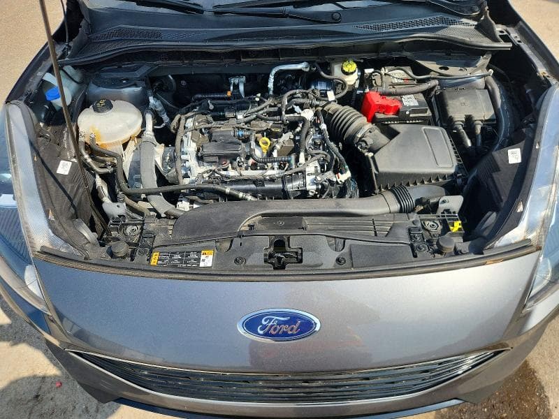 2021 FORD ESCAPE SE 12