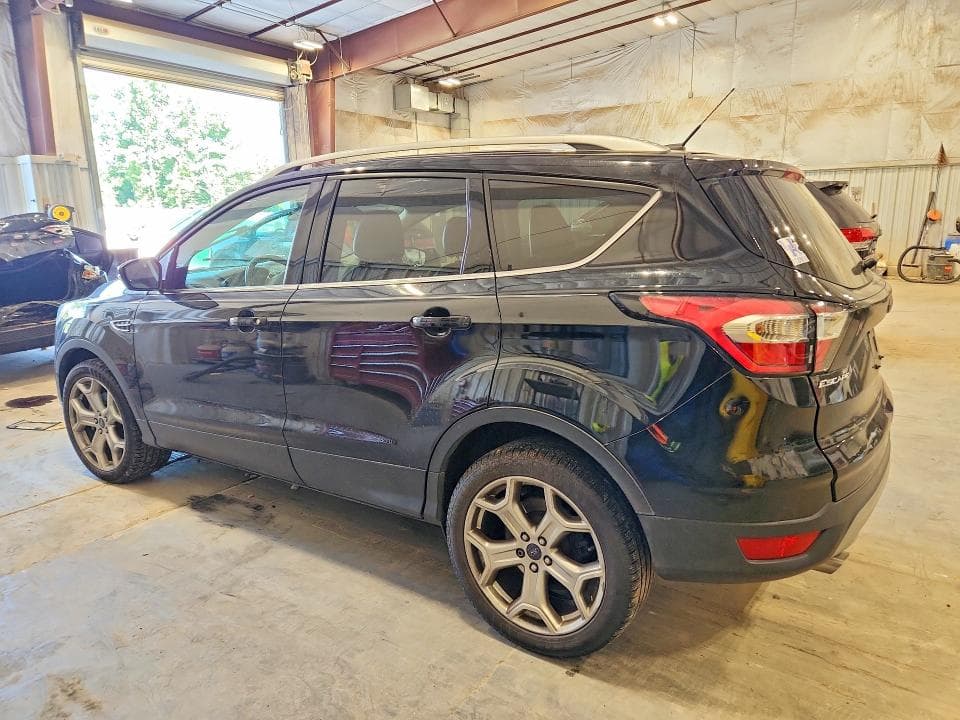 2017 FORD ESCAPE TITANIUM 2