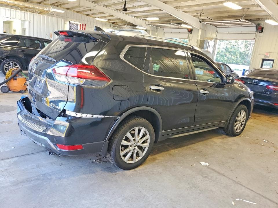 2020 NISSAN ROGUE SV 3
