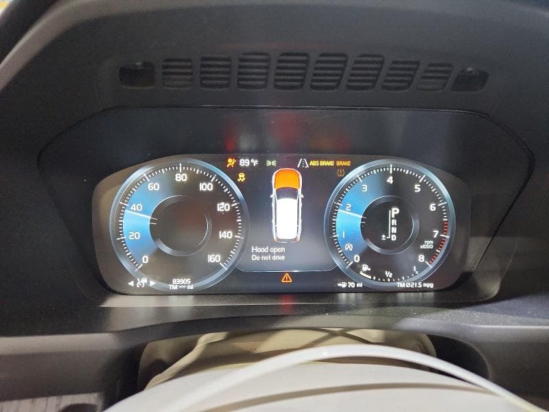 2020 VOLVO XC90 T5 MOMENTUM 9