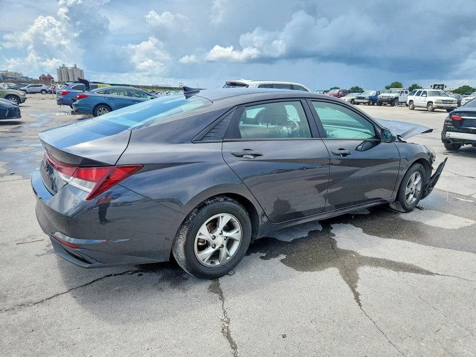 2021 HYUNDAI ELANTRA SE 3