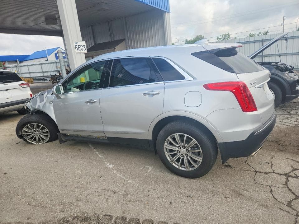 2019 CADILLAC XT5 LUXURY 2