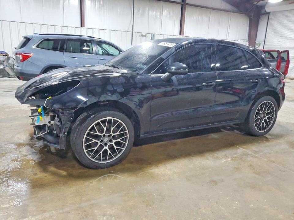 2018 PORSCHE MACAN - 1