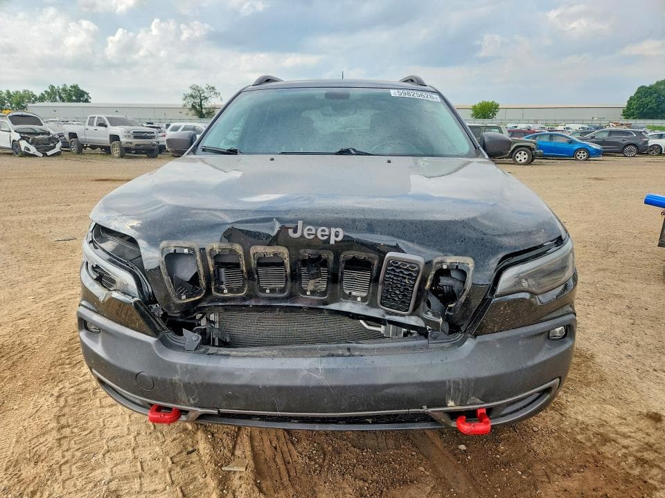 2020 JEEP CHEROKEE TRAILHAWK 5