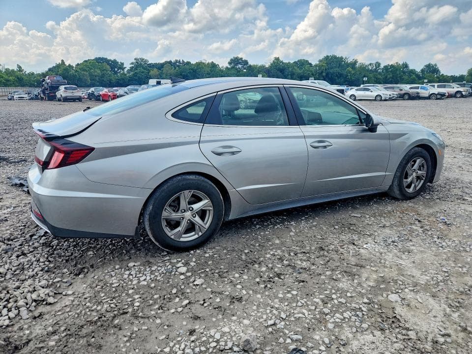 2021 HYUNDAI SONATA SE 3
