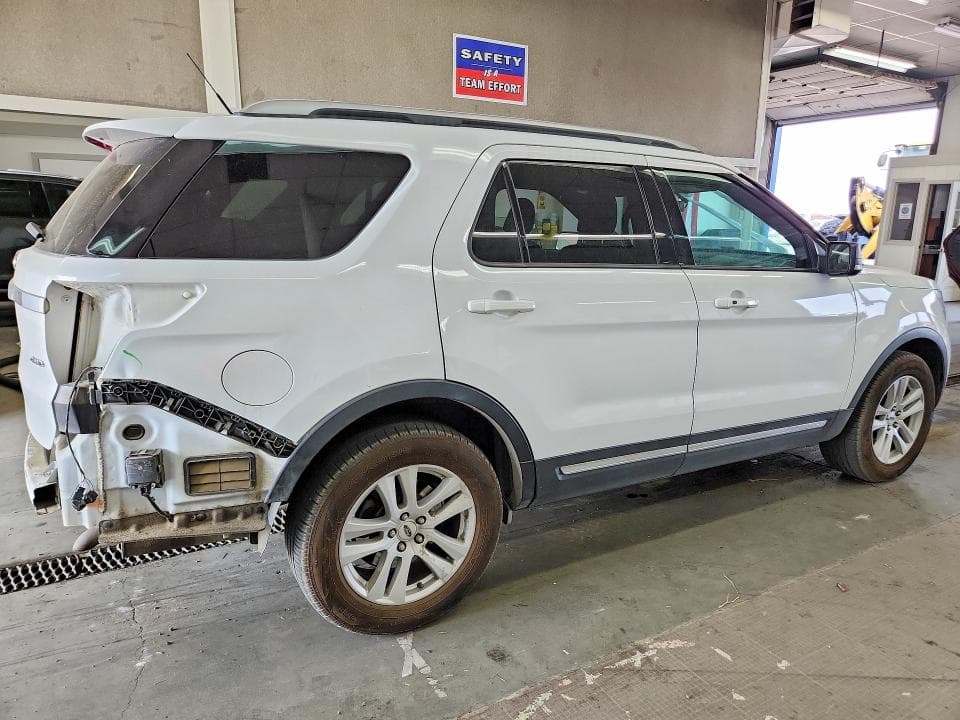2019 FORD EXPLORER XLT 3