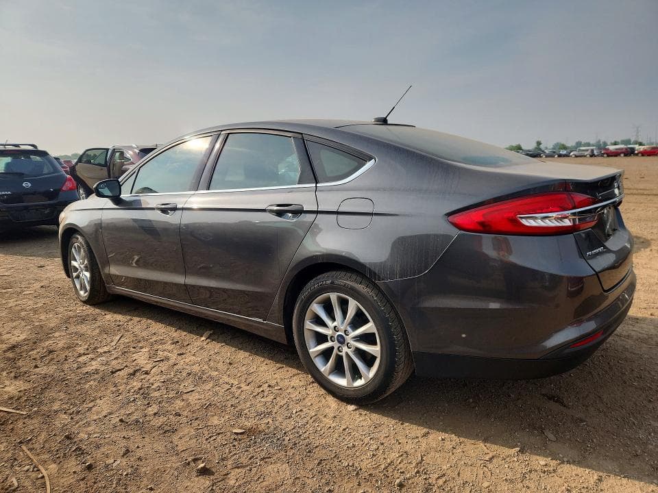 2017 FORD FUSION SE 2
