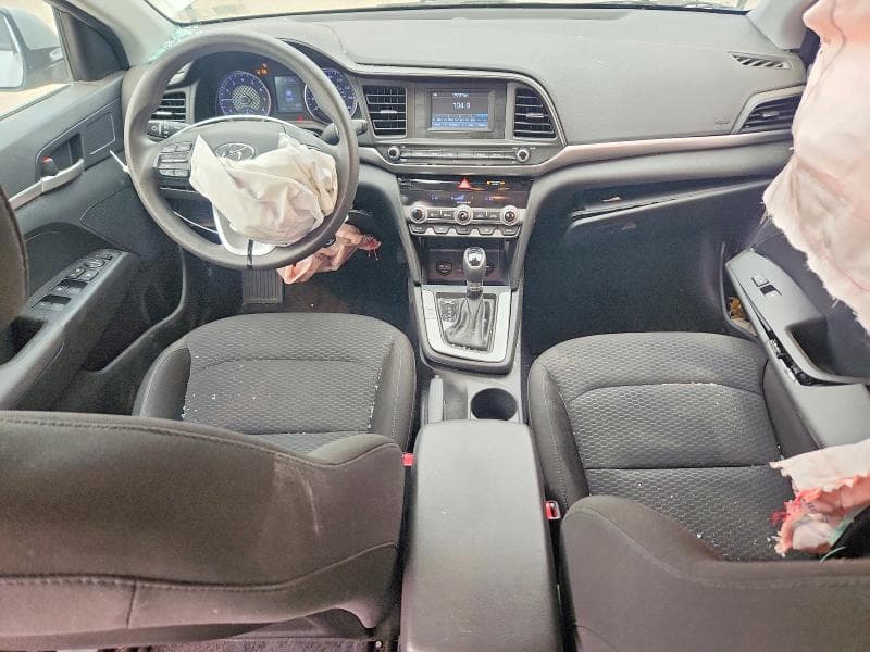 2020 HYUNDAI ELANTRA SE 8