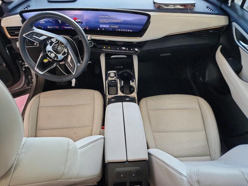 2024 BUICK ENVISION AVENIR 8