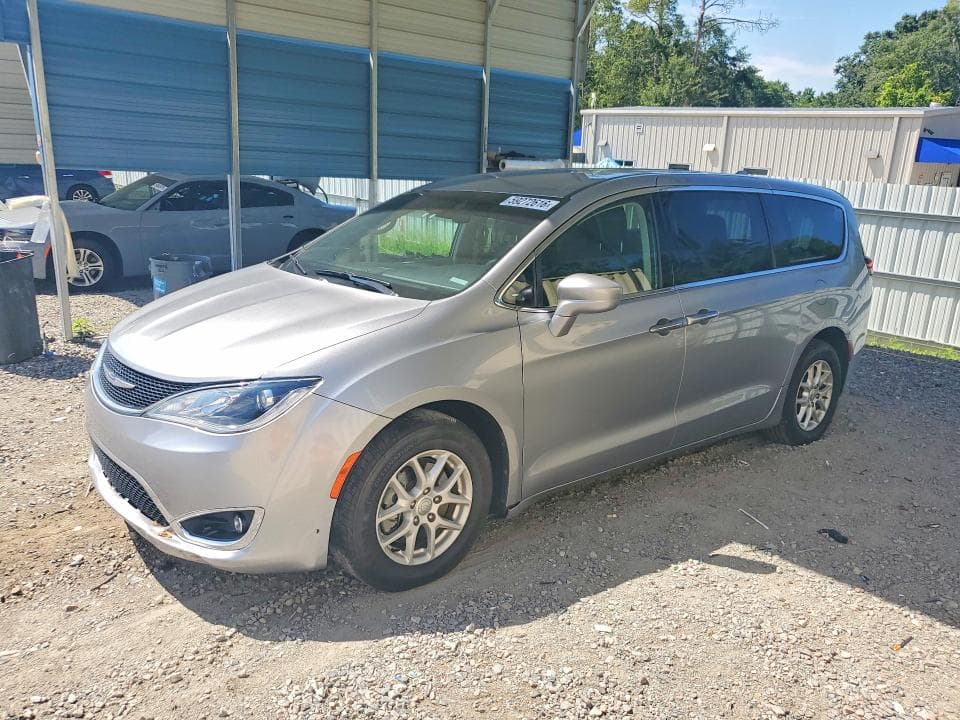2020 CHRYSLER PACIFICA TOURING - 1