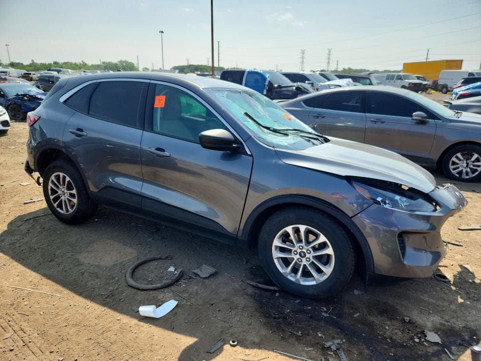 2022 FORD ESCAPE SE 4