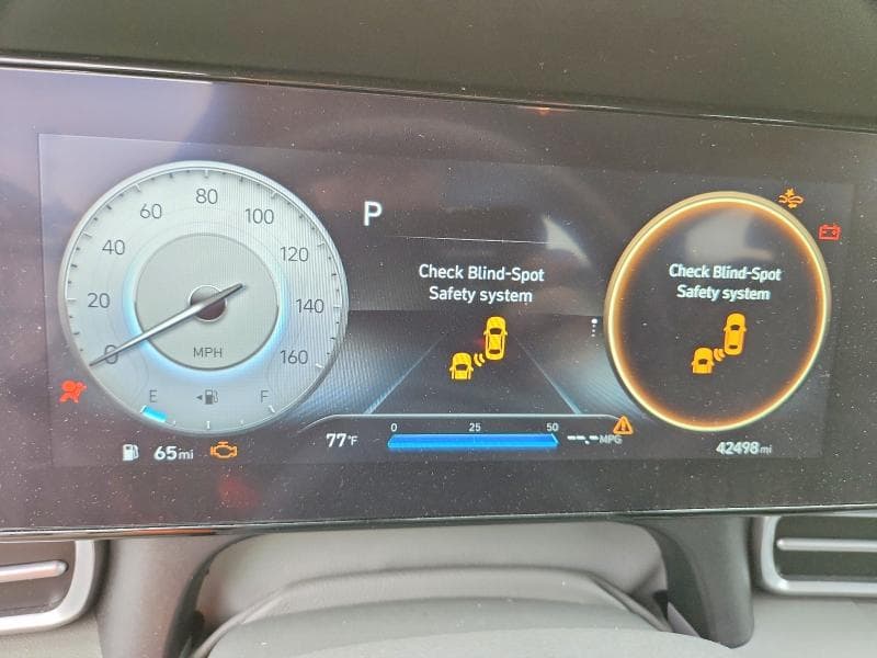 2023 HYUNDAI ELANTRA SEL 9