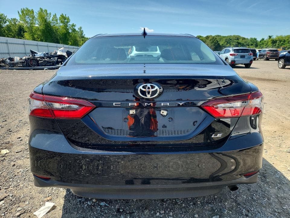 2024 TOYOTA CAMRY LE 6