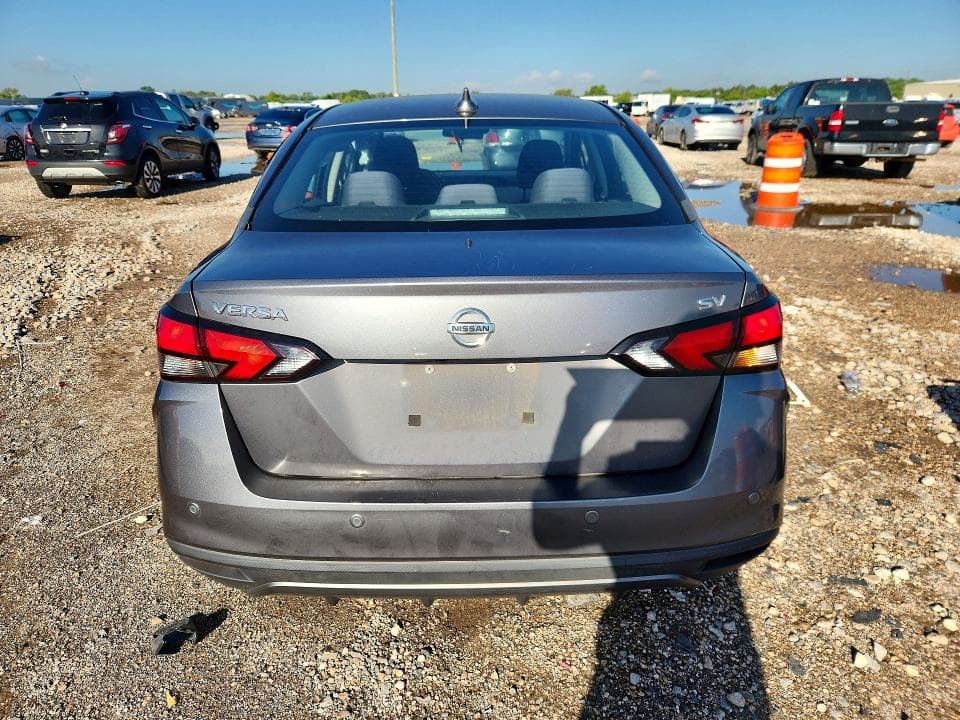 2021 NISSAN VERSA SV 6