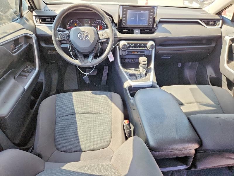2021 TOYOTA RAV4 LE 8