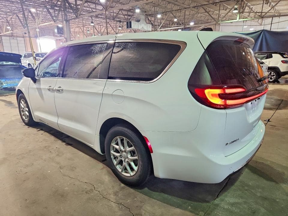 2026 CHRYSLER PACIFICA SELECT 2