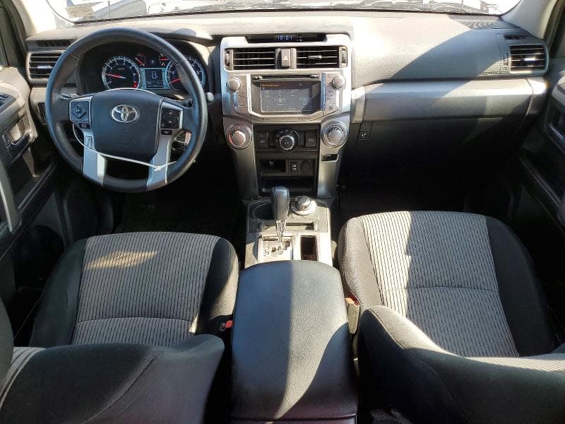2017 TOYOTA 4RUNNER SR5 8