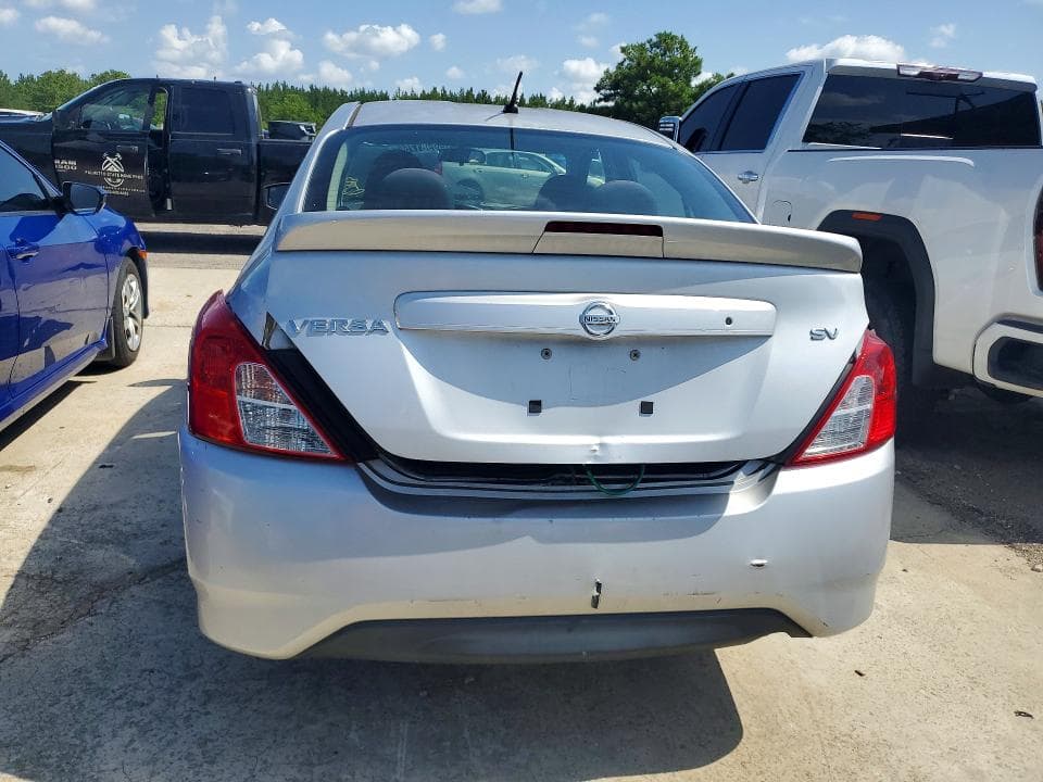 2017 NISSAN VERSA 1.6 SV 6
