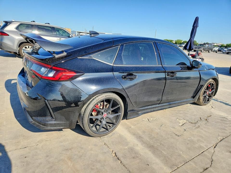 2024 HONDA CIVIC TYPE-R 3