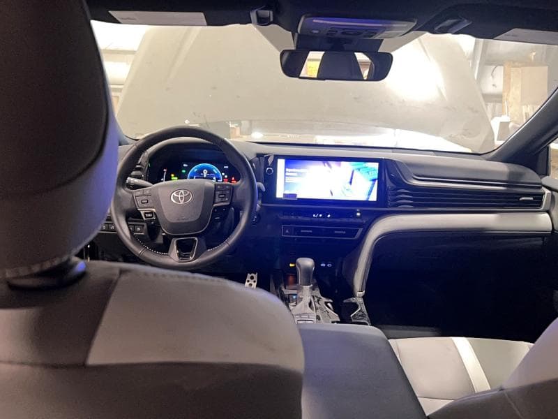 2025 TOYOTA CAMRY SE 9