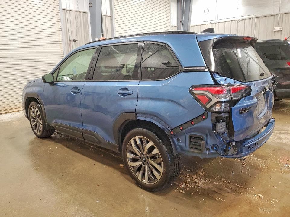2025 SUBARU FORESTER TOURING 2