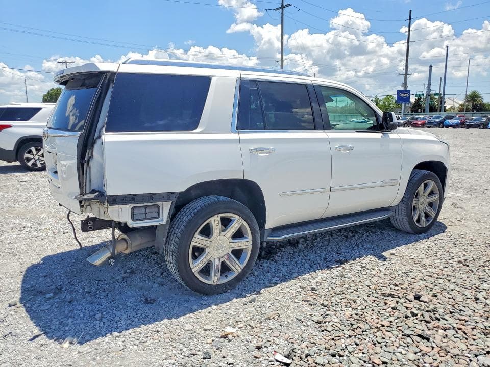 2018 CADILLAC ESCALADE LUXURY 3