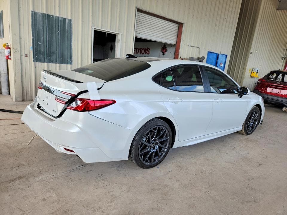 2025 TOYOTA CAMRY XSE 3